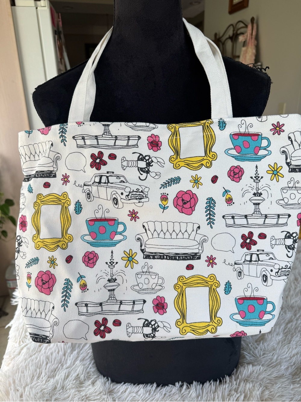 Iconic "Friends" TV Show Printed Tote Bag with Matching Cosmetic Bag